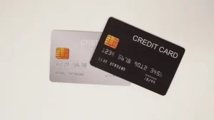 Clôturer une carte de crédit correctement, étape par étape